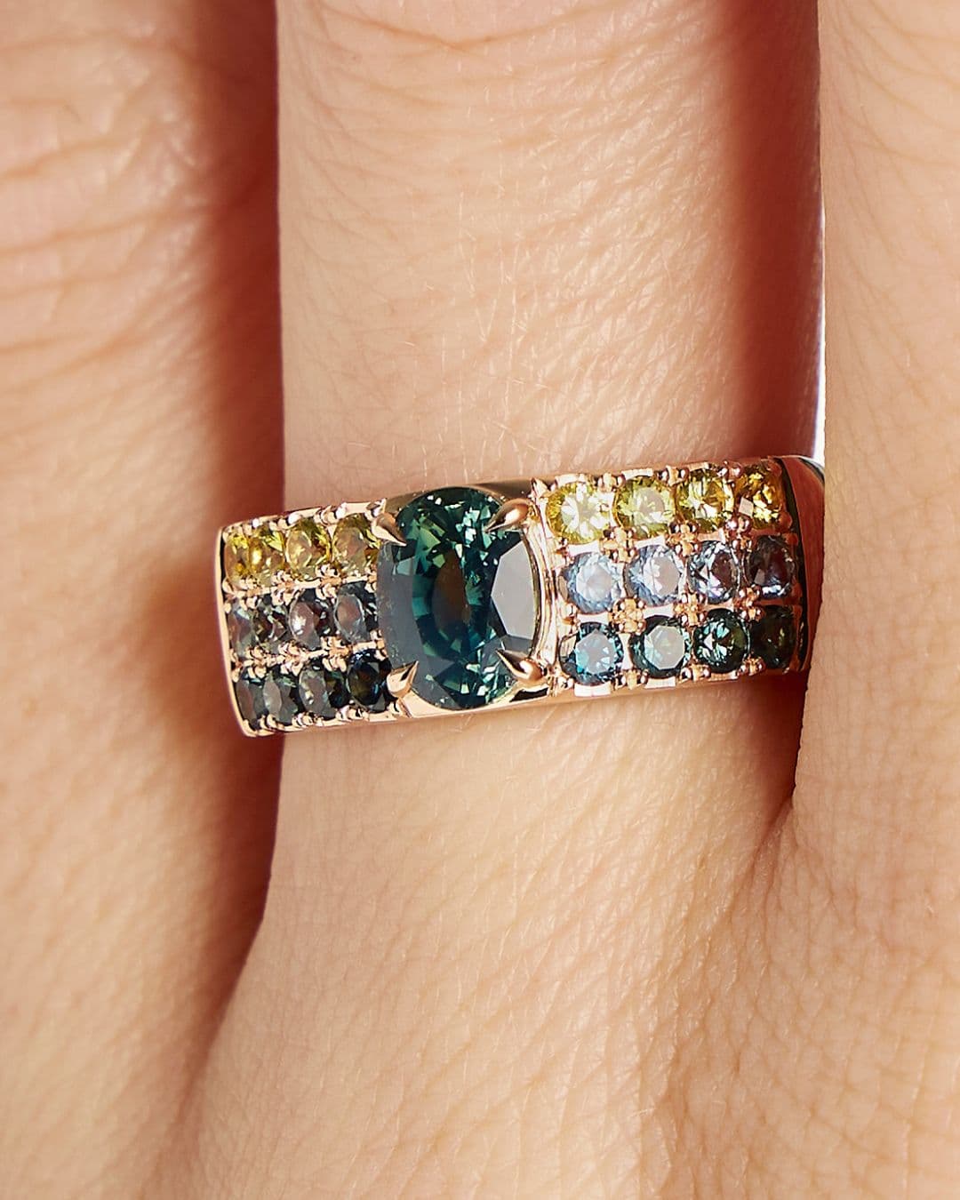 Bague de fiançailles avec saphir teal