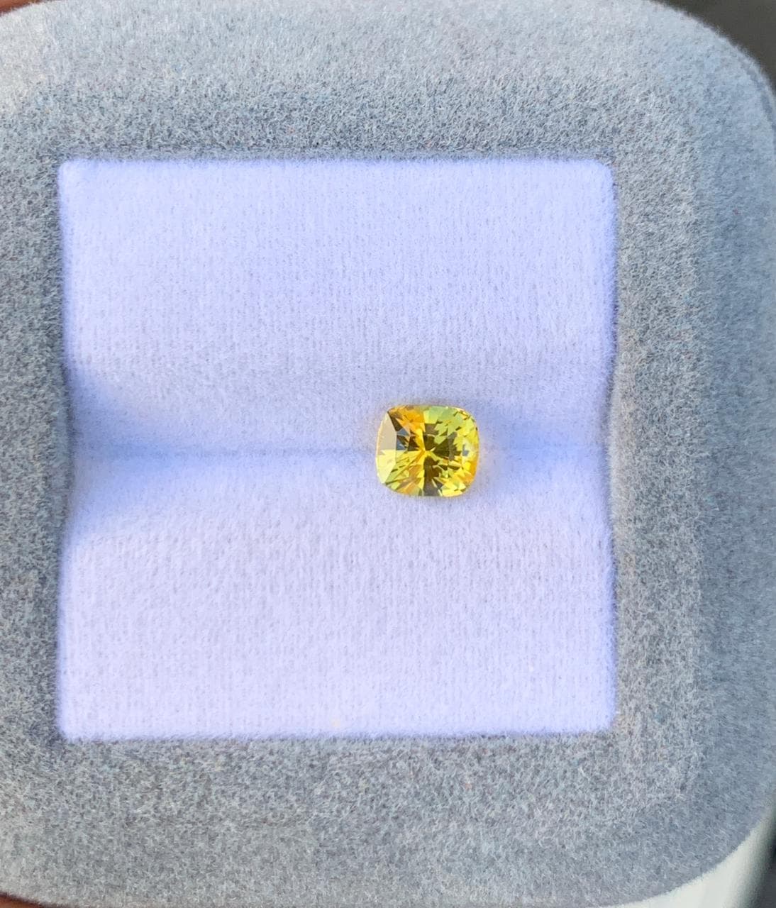 Saphir Jaune Coussin de 1,14ct