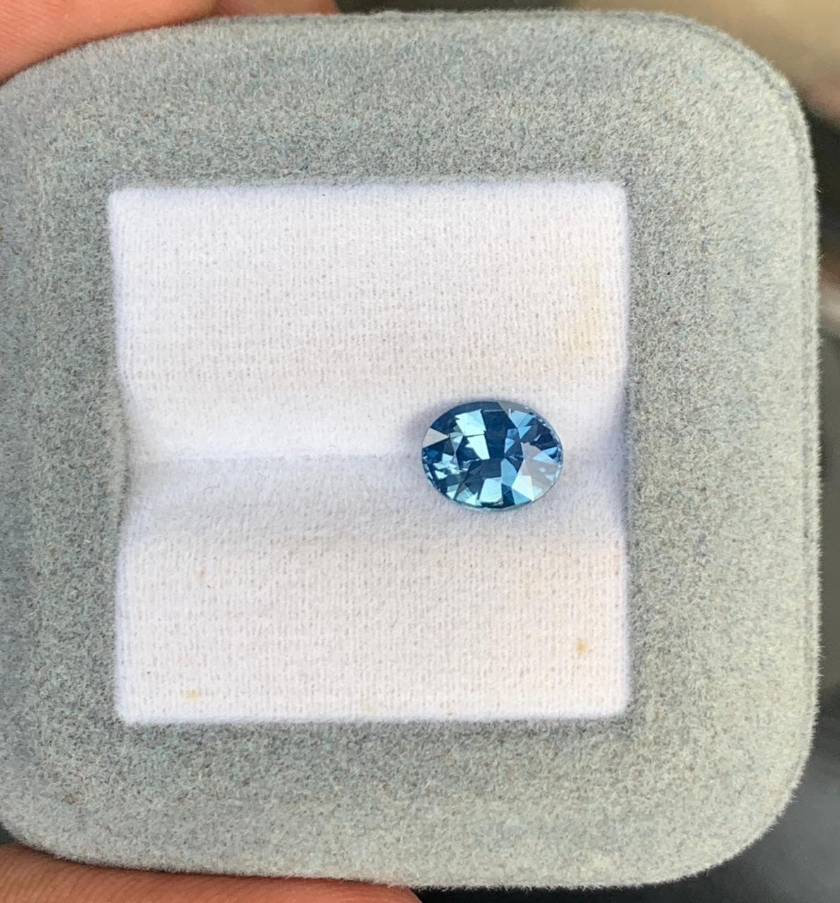 Saphir Bleu Ovale de 2,05ct — Madagascar image 2