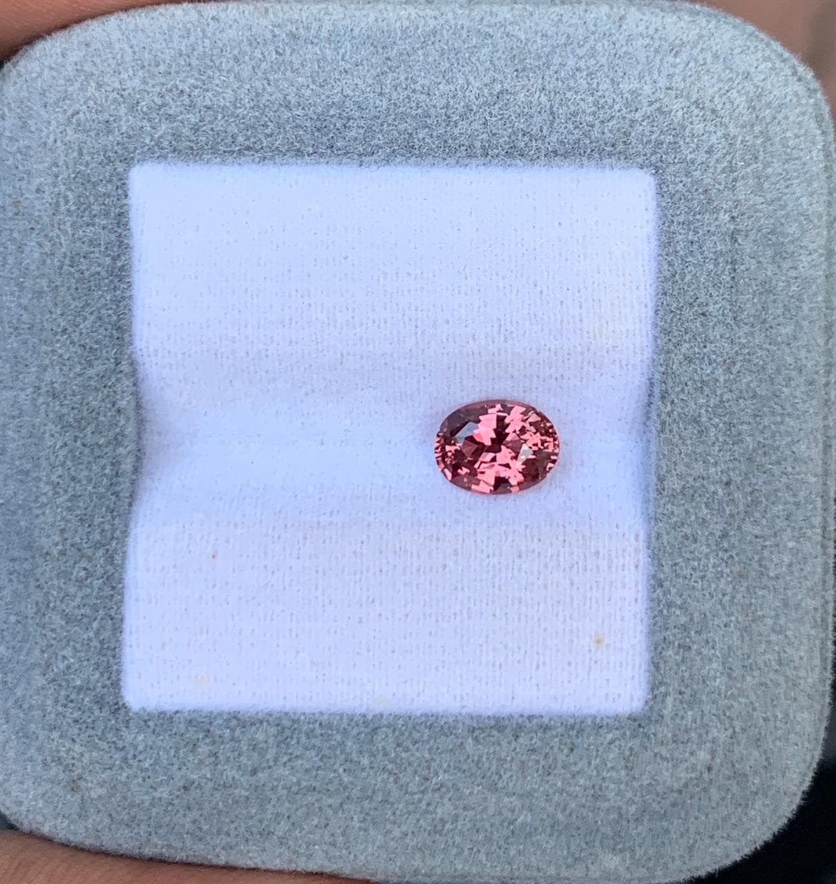Saphir Padparadscha Ovale de 1,34ct — Madagascar