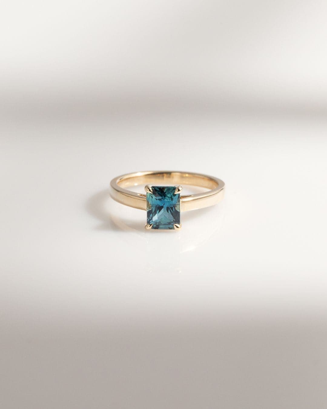 solitaire saphir teal or jaune