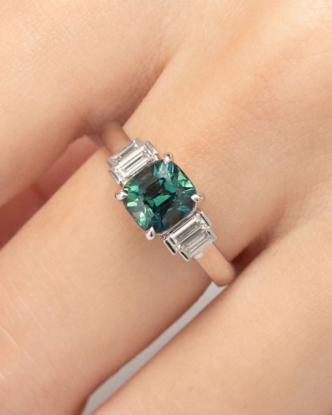 Bague de fiançailles avec Saphir Teal