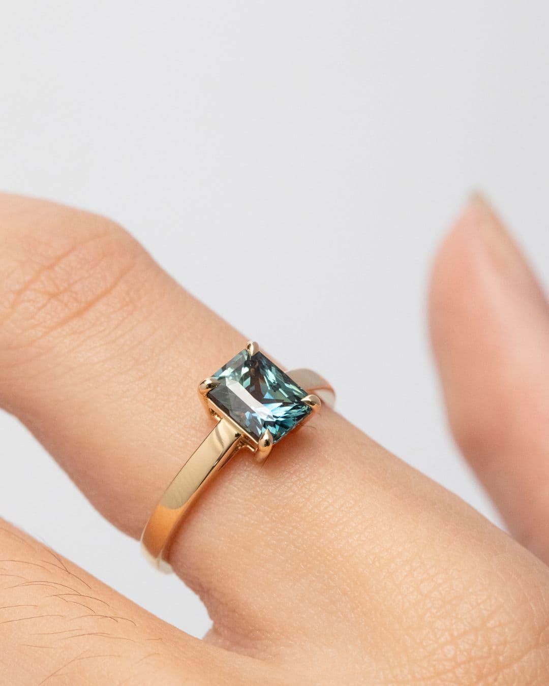 solitaire saphir teal or jaune