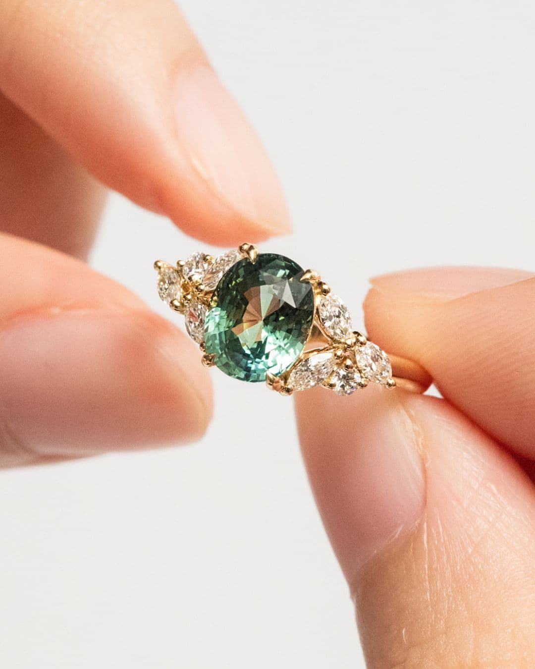 Bague de fiançailles avec Saphir Teal