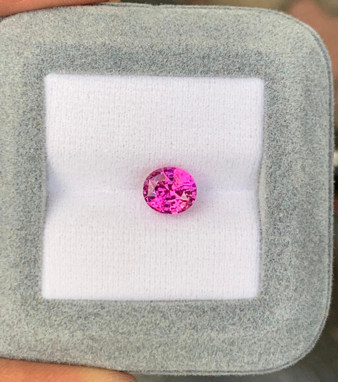 Saphir Rose Ovale de 2,49ct